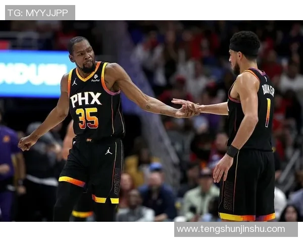 森林狼与快船激战正酣谁能在这场对决中笑到最后